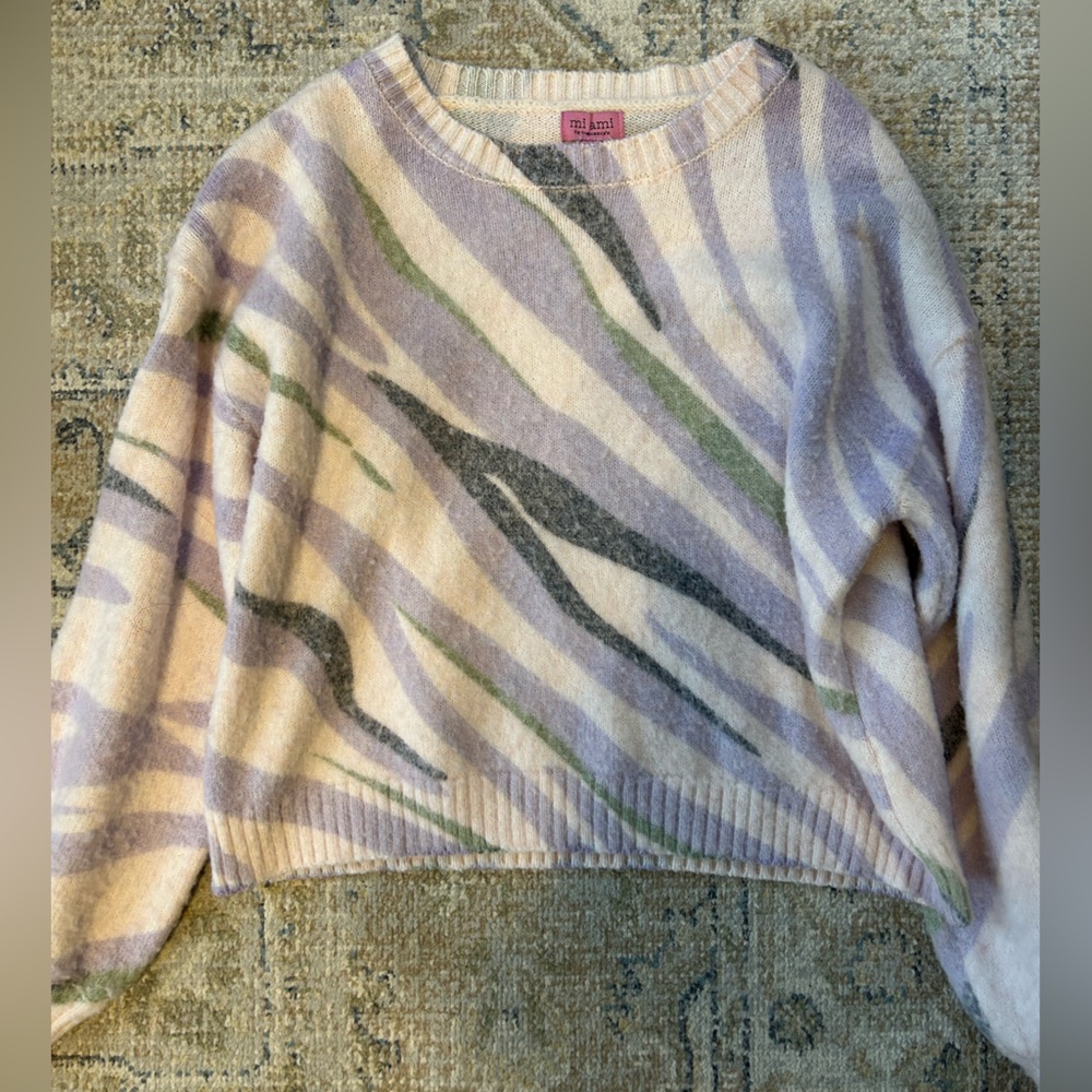 Francesca’s sweater